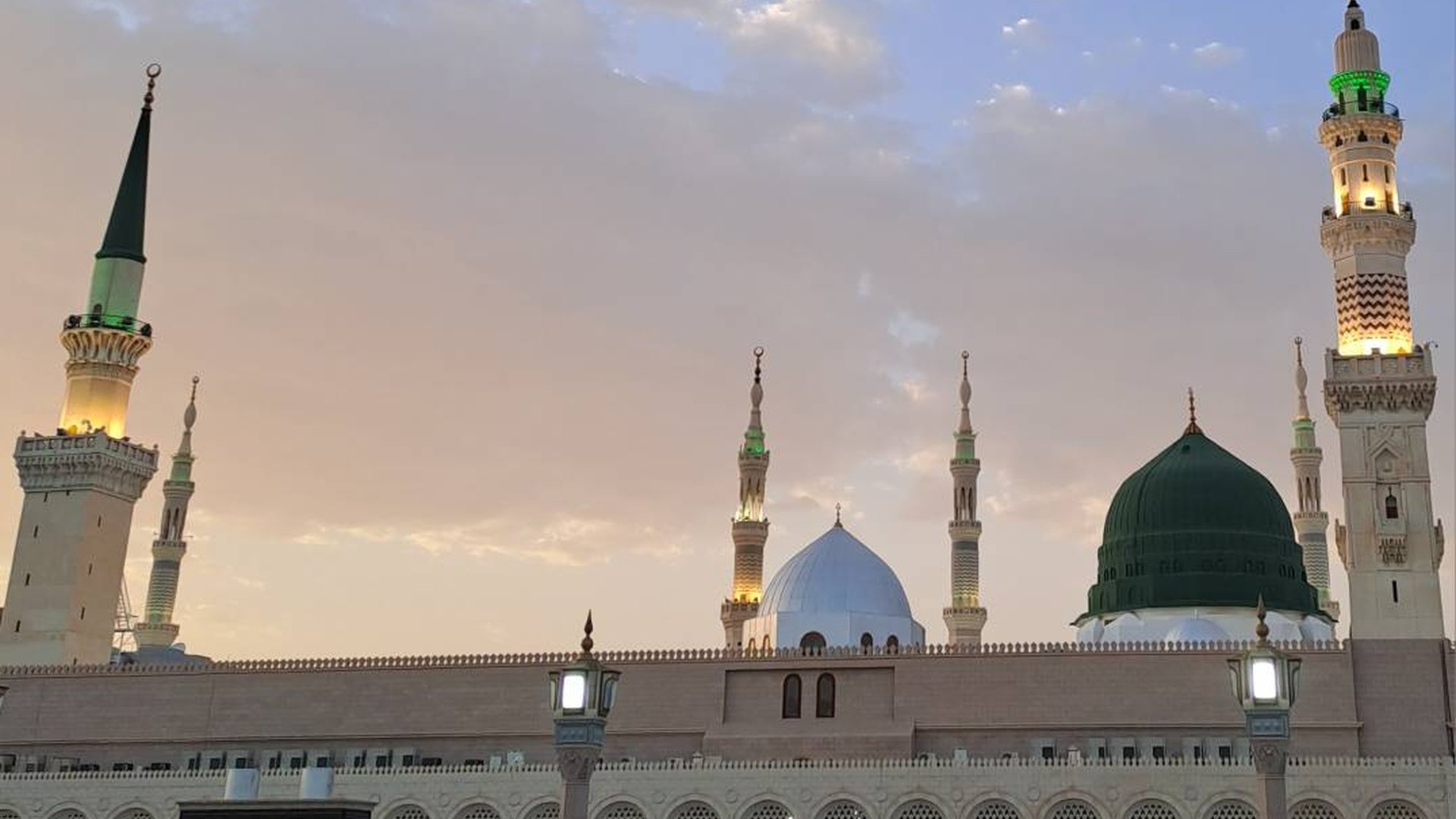 مدینه، مسجد النبی علیه السلام